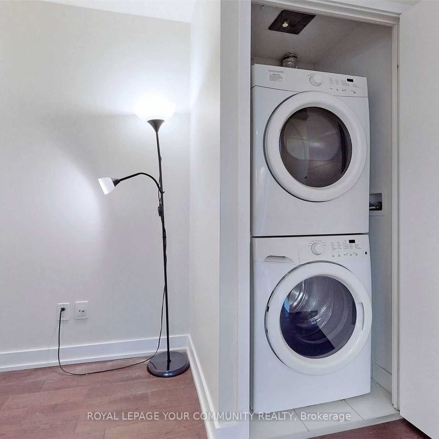 Carlaw Lofts 1190 - Photo 1