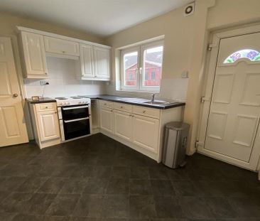 3 bedroom terraced house to rent - Photo 6