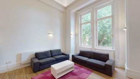 4 bedroom flat to rent - Photo 3