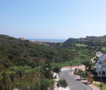 2 Bedroom Apartment For Rent in Manilva, Málaga - Photo 4