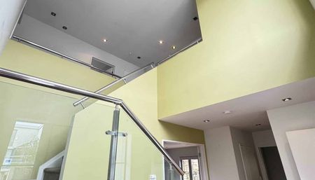 Spacious Family Living – Your Dream Home Awaits! - Photo 5