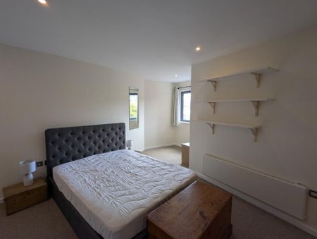2 bedroom ground floor flat to rent - Photo 5