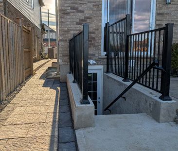 For Lease - 100 Kirvan Drive, Guelph, Ontario - Photo 3