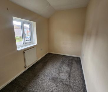 Harrison Way, Lydney - Photo 1