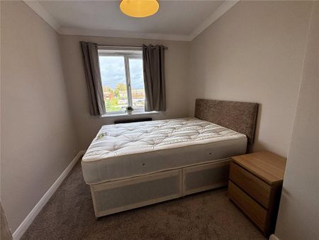 2 bedroom flat to rent - Photo 4