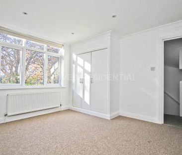 4 bedroom terraced house to rent - Photo 2