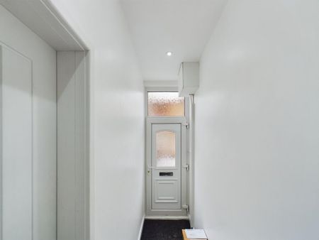 4 bedroom house of multiple occupation to rent - Photo 5