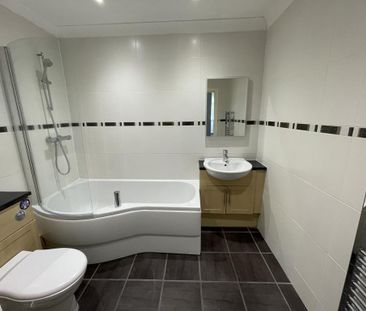 3 bedroom apartment to rent - Photo 5