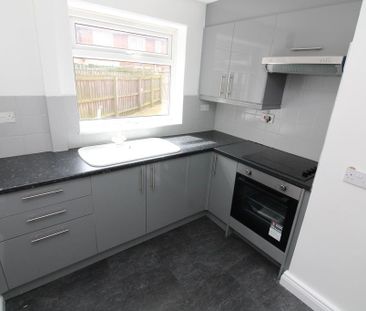 2 bedroom semi-detached house to rent - Photo 1
