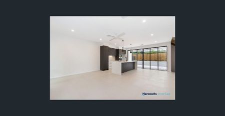 Live the Lifestyle You Deserve in the Heart of Hawthorne - Photo 2