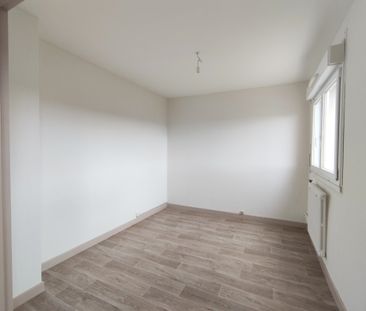 Location - Appartement T4 - 79 m² - Valentigney - Photo 2