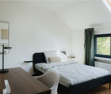 Lichtrijke, gerenoveerde, bemeubelde studio in cohousing — De Pinte... - Photo 3
