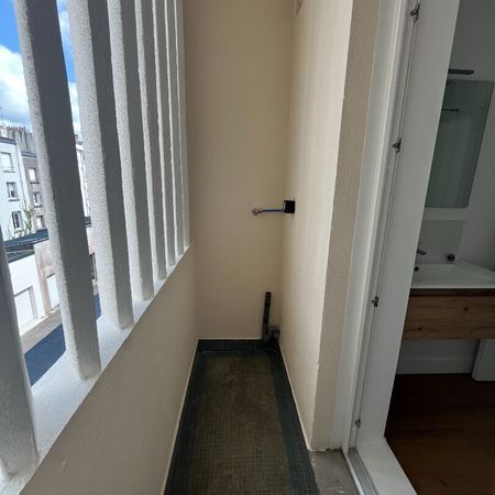 Location Appartement 1 pièce 21m² - Photo 3