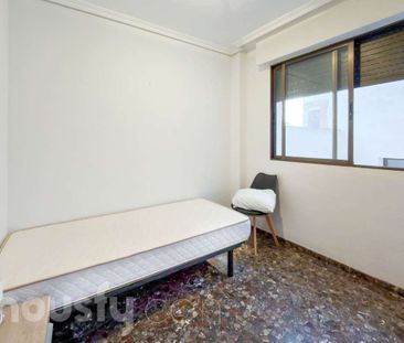 Piso de alquiler en Carrer Santa Bàrbara, ., Madrigal - Photo 2