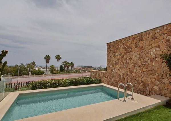Luxury Detached House for rent in Santa Eulària des Riu, Spain