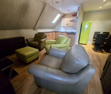 2 bedroom flat to rent - Photo 1