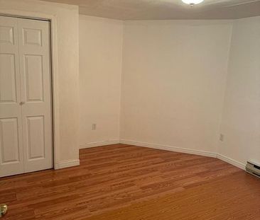 For Lease - 20 Hawthorne Road Unit# Walkout Basement, Mono, Ontario - Photo 3
