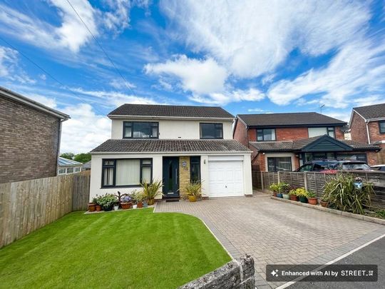 4 bedroom detached house to rent - Photo 1