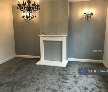 3 bedroom semi-detached house to rent - Photo 2