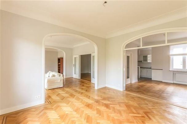 Appartement te huur - Photo 1