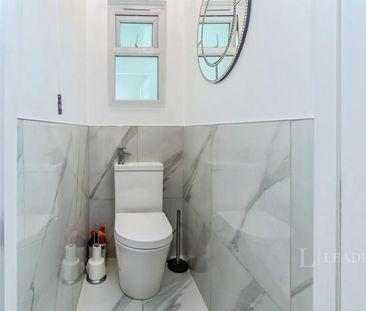 3 bedroom maisonette to rent Brighton Road, Purley, CR8 - Photo 4