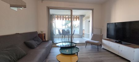 BEAU 2P AVEC PISCINE AU ROOF TOP - Photo 4