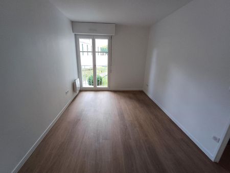 location Appartement F2 DE 66.09m² À ST GERMAIN EN LAYE - Photo 3