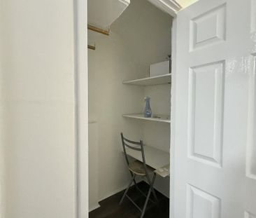 Studio to rent - Photo 6