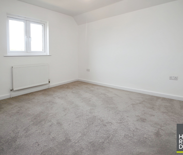 3 bedroom detached house to rent - Photo 5