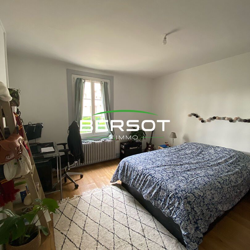 T2 bis au rdc saint claude - Photo 1