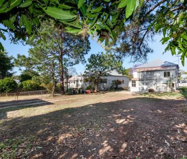 Charming Home in Prime Central Location - Photo 2