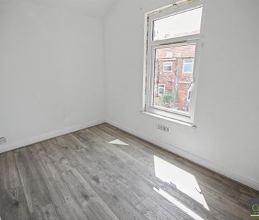 4 bedroom detached house to rent - Photo 3