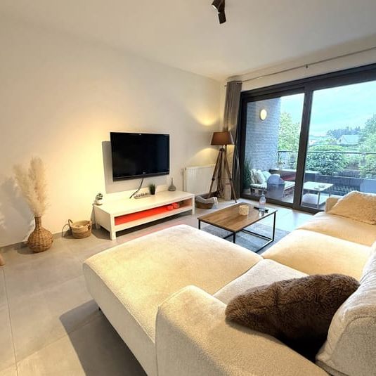 Appartement te huur - foto 1