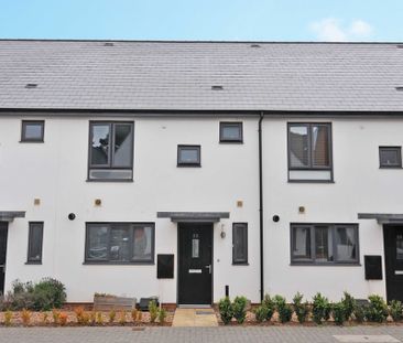 3 bedroom Three Bedroom House to rent - Photo 6