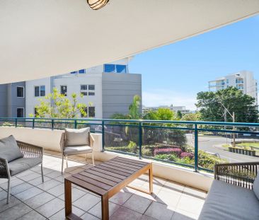 Coastal Convenience with Ocean Views - Photo 4