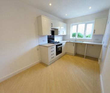 Town house to rent on - Photo 5