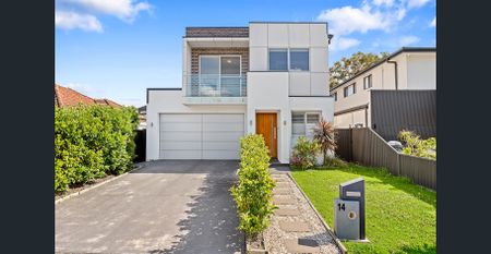 Modern family home - Photo 2