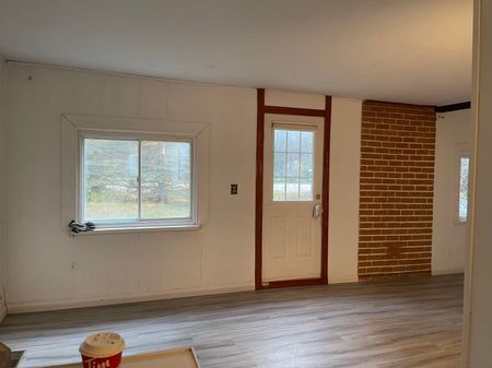 For Lease - 4192 Vivian Road, Whitchurch-Stouffville, Ontario - Photo 3