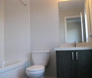 For Lease - 6705 CROPP Street Unit# 34, Niagara Falls, Ontario - Photo 1