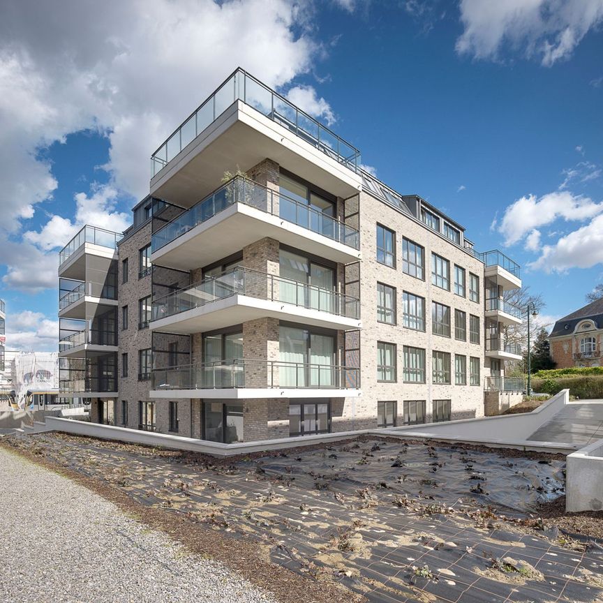 Fantastische gemeubeld 2 kamers PENTHOUSE (Ter Kameren Bos) - Photo 1