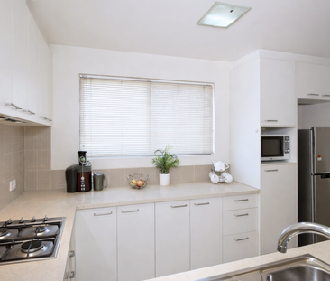 11/2 Stockton Bend, Cockburn Central WA 6164 - Apartment For Rent |... - Photo 5