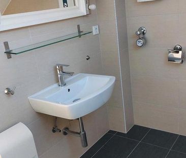 2Zimmerwohnung in Niederreifenberg,Einbauküche,Pkw-Stellplatz - Photo 4