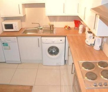 1 Bed - The Gatehouse, St Andrews Street - Photo 5