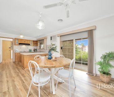 15 Cassowary Avenue, Werribee VIC, Belconnen - Photo 6