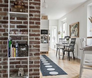 Drottninggatan - Photo 1