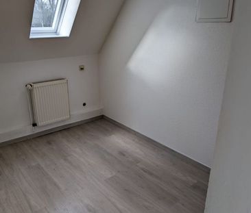 Sehr schöne 2 Zimmer Dachgeschosswohnung in Hagenow - Foto 1