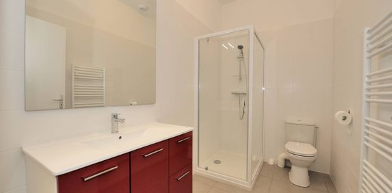 Appartement F2 situé quartier des Halles Centrales - Photo 2