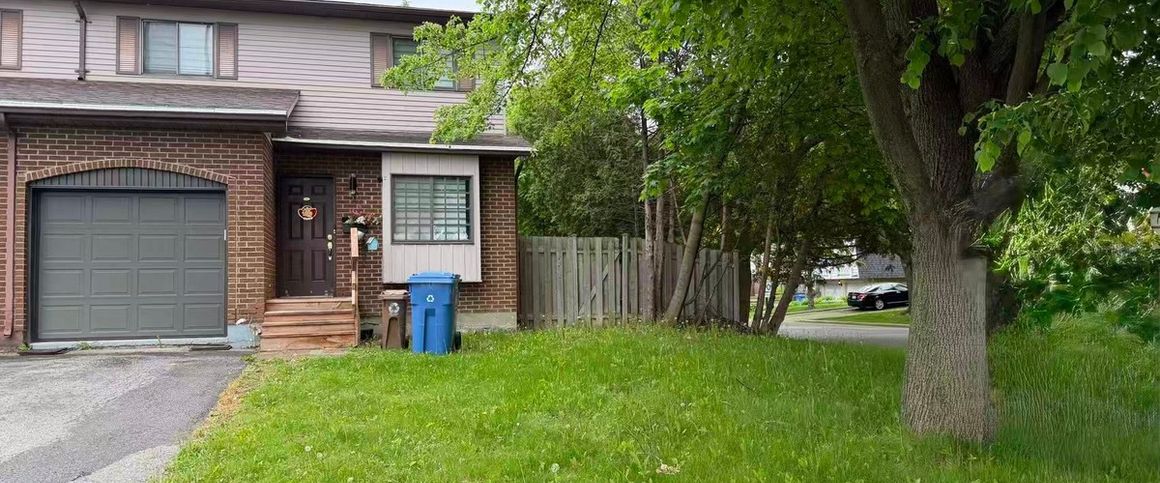 À louer / Maison à étages - Photo 1