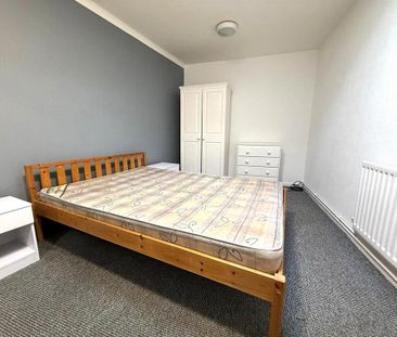 2 bedroom detached bungalow to rent - Photo 3