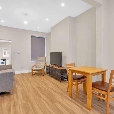 5 Burleigh Road - Photo 1